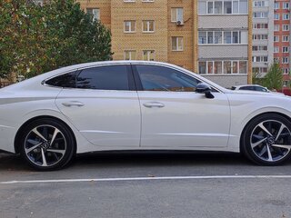 2020 Hyundai Sonata VIII (DN8), белый, 3300000 рублей, вид 3