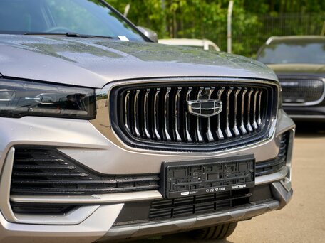 2026 Geely Monjaro I Рестайлинг, серебристый, 4855990 рублей, вид 4