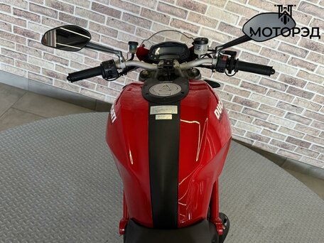 2009 Ducati Monster 1100, красный, 510000 рублей, вид 2