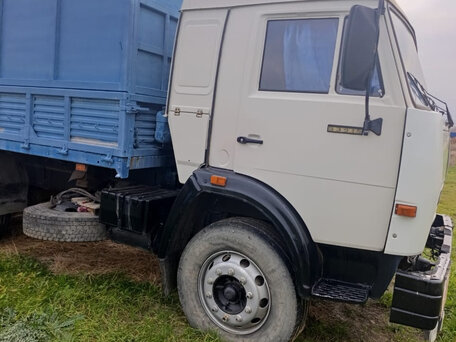 2004 КамАЗ 53215, серебристый, 1200000 рублей, вид 3