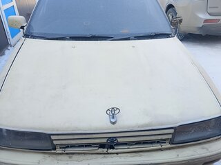 1988 Toyota Corolla VI (E90), белый, 110000 рублей, вид 2