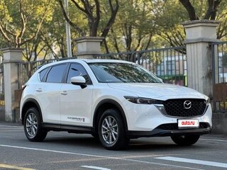 2023 Mazda CX-5 II Рестайлинг, белый, 2300000 рублей, вид 3