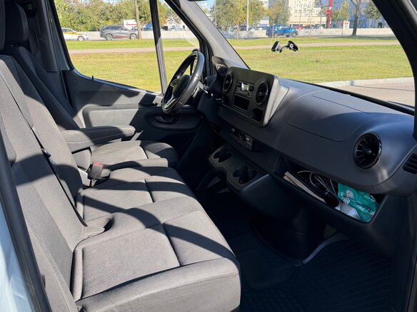 2021 Mercedes-Benz Sprinter, серый, 4750000 рублей - вид 11