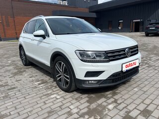 2018 Volkswagen Tiguan II, белый, 2549000 рублей, вид 1
