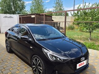 2022 Hyundai Solaris II Рестайлинг, чёрный, 1950000 рублей, вид 3