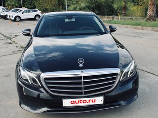 2017 Mercedes-Benz E-Класс 200 V (W213, S213, C238), чёрный, 2100000 рублей, вид 1