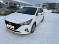2021 Hyundai Solaris II Рестайлинг, белый, 1650000 рублей - вид 2