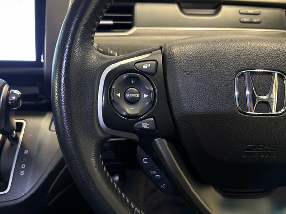 2018 Honda Freed II, серый - вид 17