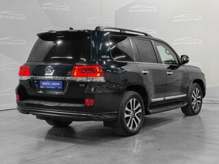 2018 Toyota Land Cruiser 200 Series Рестайлинг 2, чёрный, 6750000 рублей, вид 5