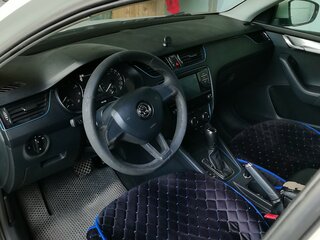 2017 Skoda Octavia III (A7) Рестайлинг, белый, 1200000 рублей, вид 2