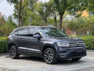 2023 Volkswagen Tharu I, серый, 1500000 рублей, вид 1
