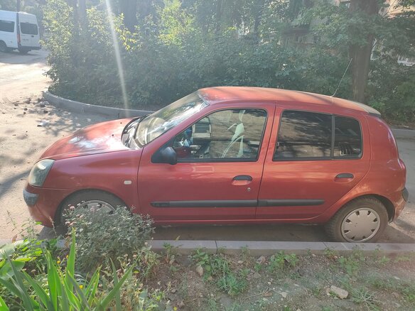 2004 Renault Clio II Рестайлинг 2, красный - вид 3