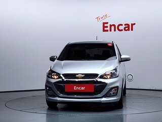 2022 Chevrolet Spark IV Рестайлинг, серебристый, 939000 рублей, вид 3