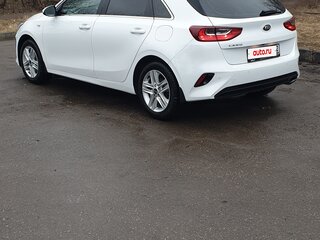 2021 Kia Ceed III, белый, 1700000 рублей, вид 4