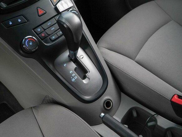 2012 Chevrolet Orlando I, чёрный, 1134999 рублей - вид 13
