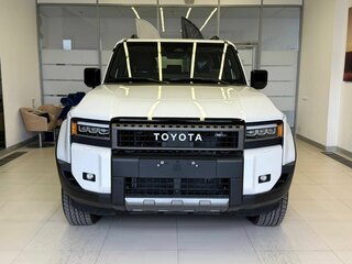 2026 Toyota Land Cruiser Prado 250 Series, белый, 12700000 рублей, вид 3
