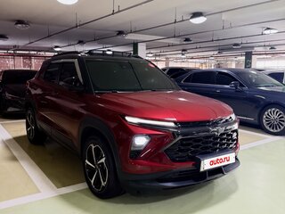 2021 Chevrolet TrailBlazer III, пурпурный, 2000200 рублей, вид 1