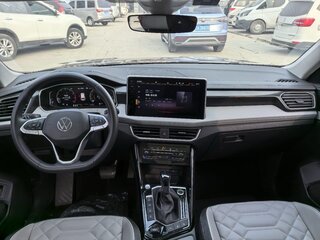 2023 Volkswagen Tayron I Рестайлинг, чёрный, 2670000 рублей, вид 5