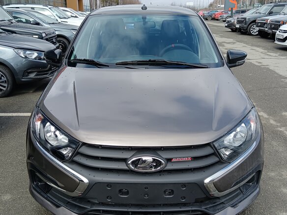2026 Lada (ВАЗ) Granta Sport I Рестайлинг, коричневый, 1541000 рублей - вид 1