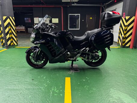 2011 Kawasaki GTR 1400 (Concours 14), чёрный, 1200000 рублей, вид 2