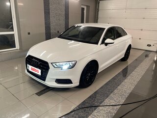 2019 Audi A3 III (8V) Рестайлинг, белый, 1400000 рублей, вид 2