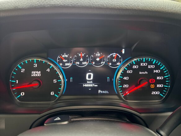 2019 Chevrolet Tahoe IV, чёрный, 3750000 рублей - вид 14