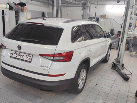 2019 Skoda Kodiaq I, белый, 2199000 рублей, вид 4