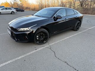 2024 Kia K5 III, чёрный, 3675000 рублей, вид 4