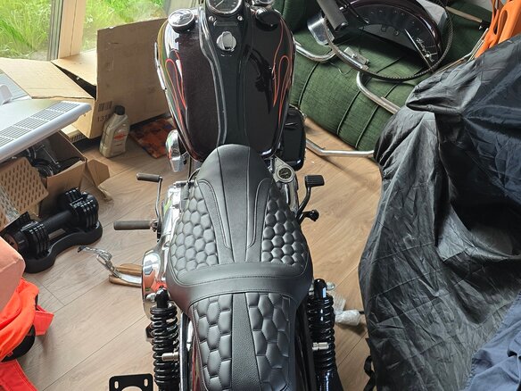 2014 Harley-Davidson Dyna Wide Glide, чёрный, 890000 рублей - вид 15
