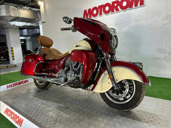 2015 Indian Roadmaster, красный, 920000 рублей - вид 1