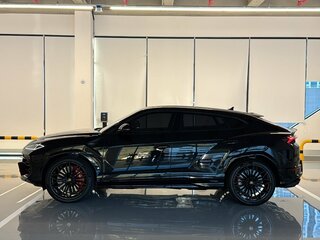 2026 Lamborghini Urus SE I Рестайлинг, чёрный, 46900000 рублей, вид 3