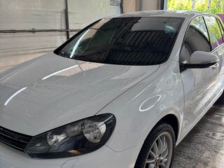 2011 Volkswagen Golf VI, белый, 800000 рублей, вид 1
