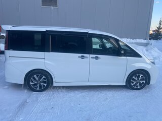 2015 Honda Stepwgn Spada V, белый, 2050000 рублей, вид 2