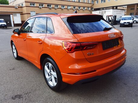 2022 Audi Q3 35 TFSI II (F3), оранжевый, 3400000 рублей, вид 3