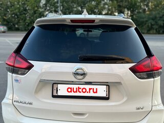 2017 Nissan Rogue II Рестайлинг, белый, 1500000 рублей, вид 4