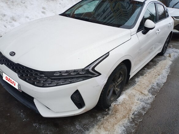 2020 Kia K5 III, белый, 2000000 рублей