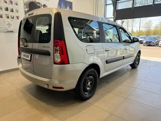 2026 Lada (ВАЗ) Largus I Рестайлинг, серебристый, 1689930 рублей, вид 3