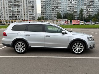 2013 Volkswagen Passat Alltrack B7, серебристый, 1300000 рублей, вид 4