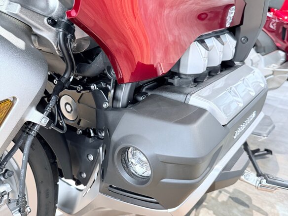 2023 Honda GL 1800 Gold Wing, красный - вид 31