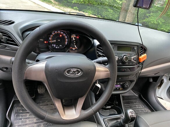 2018 Lada (ВАЗ) Vesta I, белый, 850000 рублей - вид 14