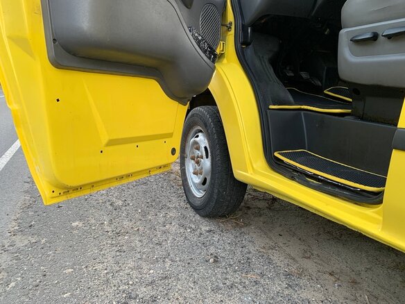 2003 Ford Transit, жёлтый, 760000 рублей - вид 13