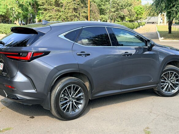 2022 Lexus NX 350 II, серый, 5250000 рублей - вид 3