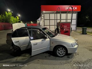2010 Hyundai Accent ТагАЗ II, серебристый, 580000 рублей, вид 1