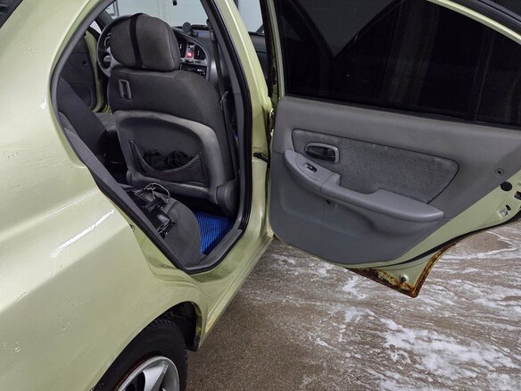 2003 Hyundai Elantra III (XD2) Рестайлинг, зелёный, 200000 рублей - вид 12