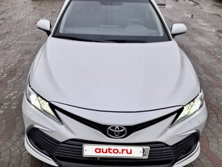 2021 Toyota Camry VIII (XV70) Рестайлинг, белый, 2650000 рублей, вид 2