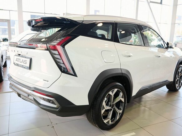 2026 Geely Atlas II, белый, 4119990 рублей - вид 7