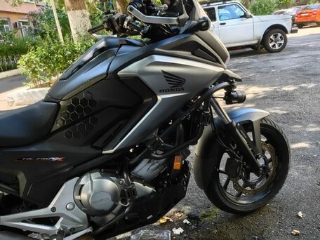 2018 Honda NC 750X, серый, 730000 рублей, вид 2