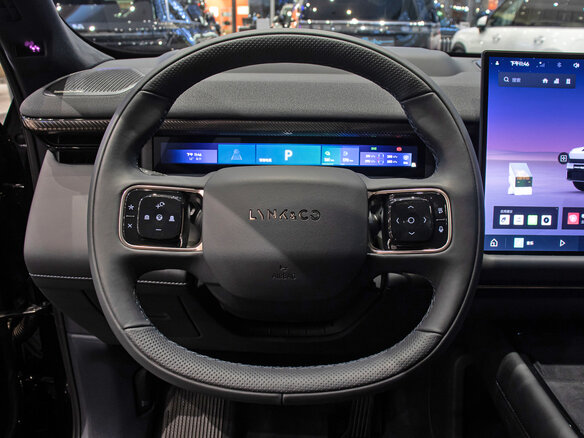 2025 Lynk & Co 900, чёрный, 8800000 рублей - вид 7