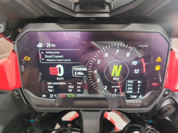 2023 Ducati Multistrada V4, красный, 1899000 рублей - вид 8