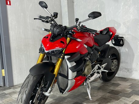 2020 Ducati Streetfighter V4, красный, 1810000 рублей, вид 5